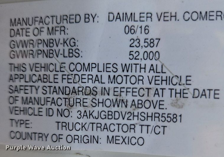 image for item OK9861 2017 Freightliner  Cascadia 113 semi truck