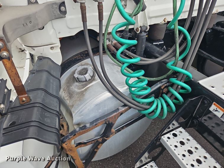 image for item OK9863 2018 Freightliner  Cascadia  semi truck