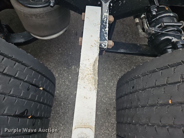 image for item OK9863 2018 Freightliner  Cascadia  semi truck