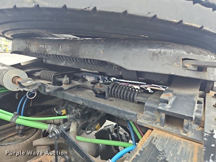 image for item OK9863 2018 Freightliner  Cascadia  semi truck