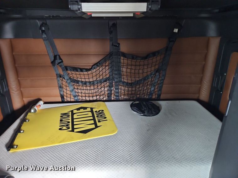 image for item OK9863 2018 Freightliner  Cascadia  semi truck