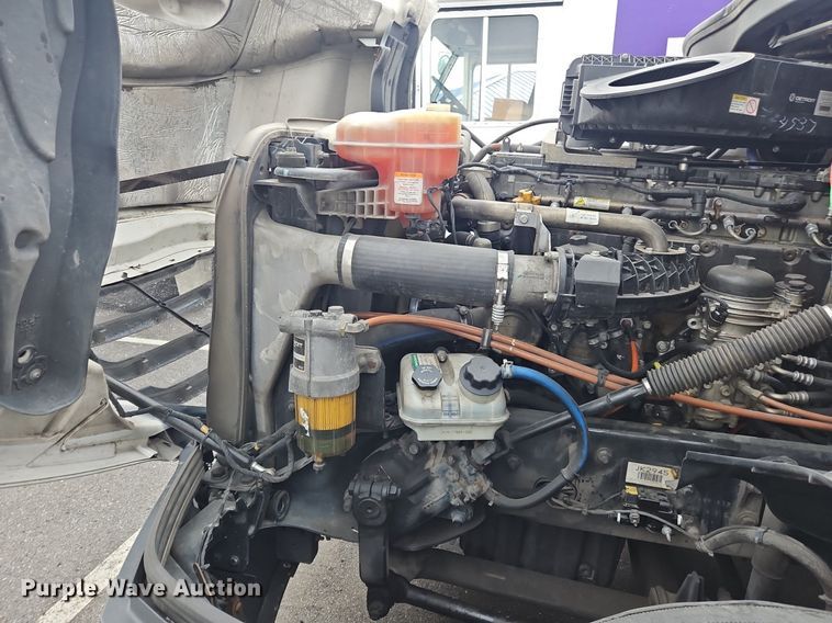 image for item OK9863 2018 Freightliner  Cascadia  semi truck