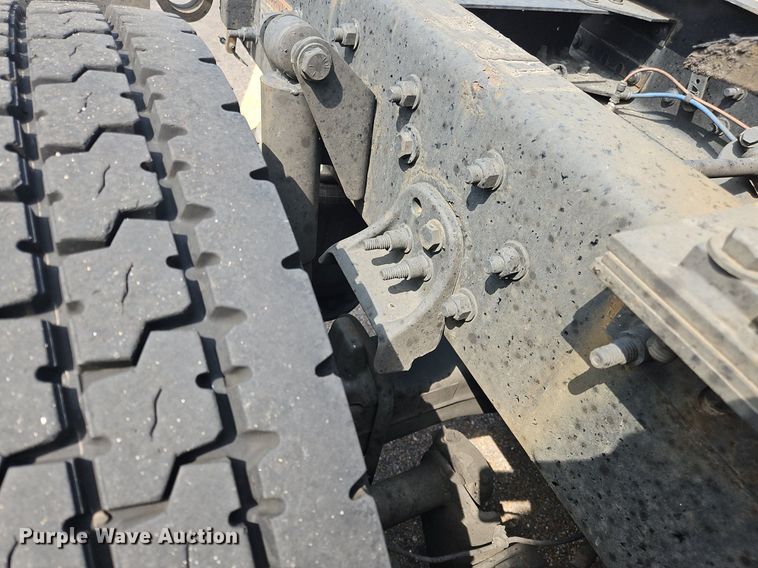 image for item OK9865 2018 Freightliner  Cascadia  semi truck