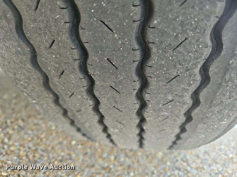 image for item OK9865 2018 Freightliner  Cascadia  semi truck