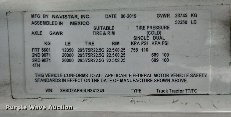 image for item OK9867 2020 International  LT625 semi truck