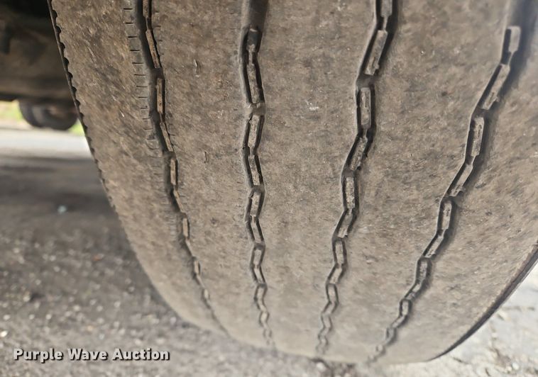 image for item OK9869 2018 International  LT625 semi truck