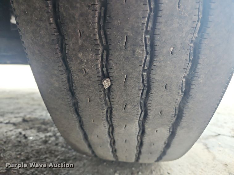 image for item OK9869 2018 International  LT625 semi truck