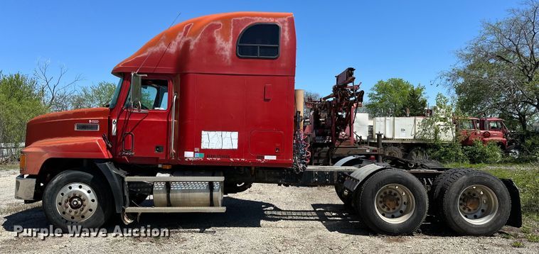 image for item OM9481 1996 Mack CH613 semi truck