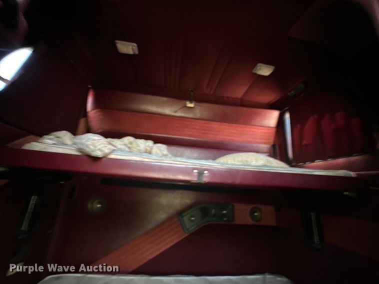 image for item OM9481 1996 Mack CH613 semi truck