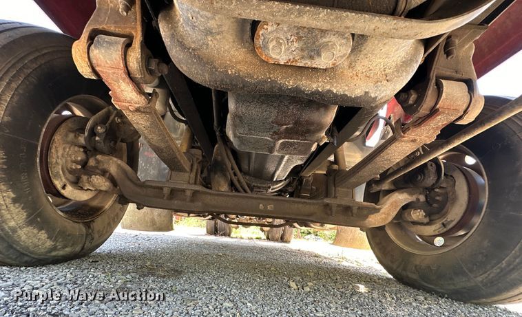 image for item OM9481 1996 Mack CH613 semi truck