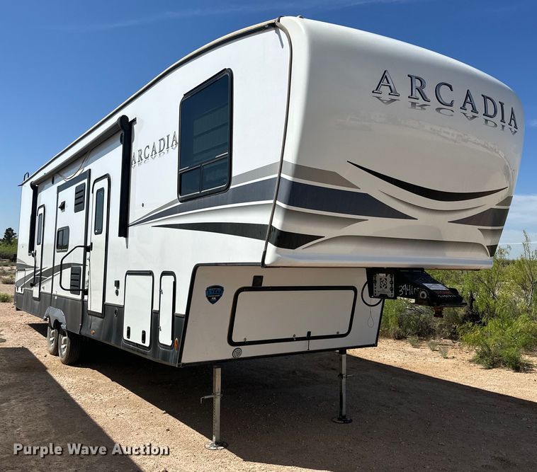 image for item DG4413 2022 Keystone Arcadia camper