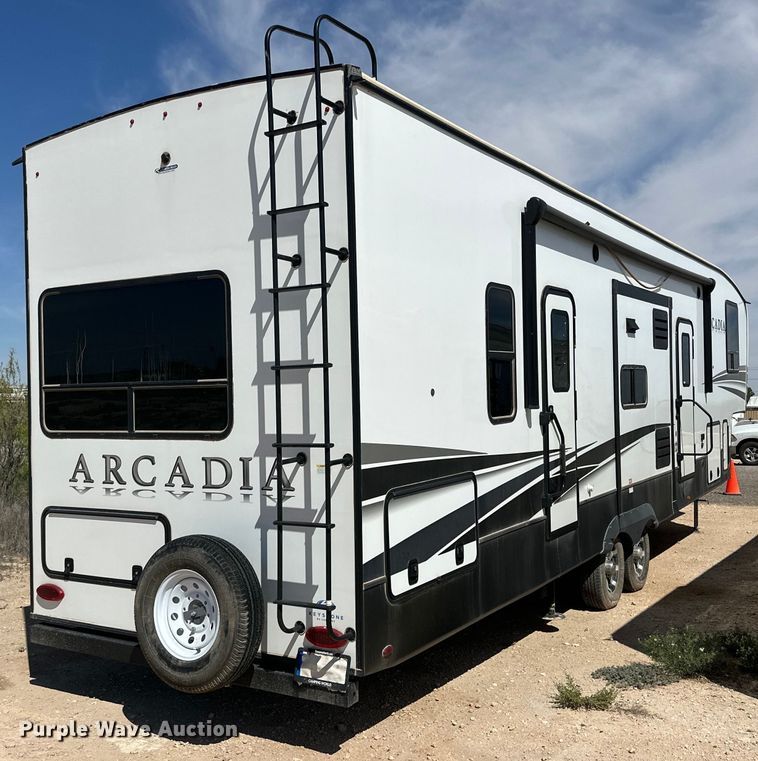 image for item DG4413 2022 Keystone Arcadia camper