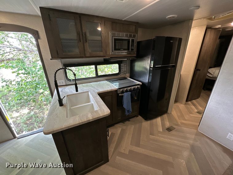 image for item DG4415 2021 Forrest River Wildwood camper