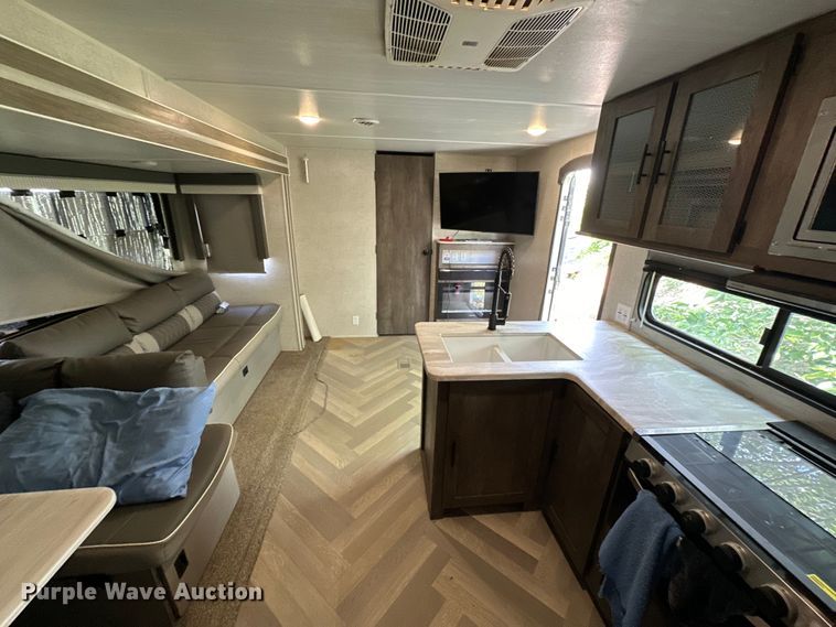 image for item DG4415 2021 Forrest River Wildwood camper