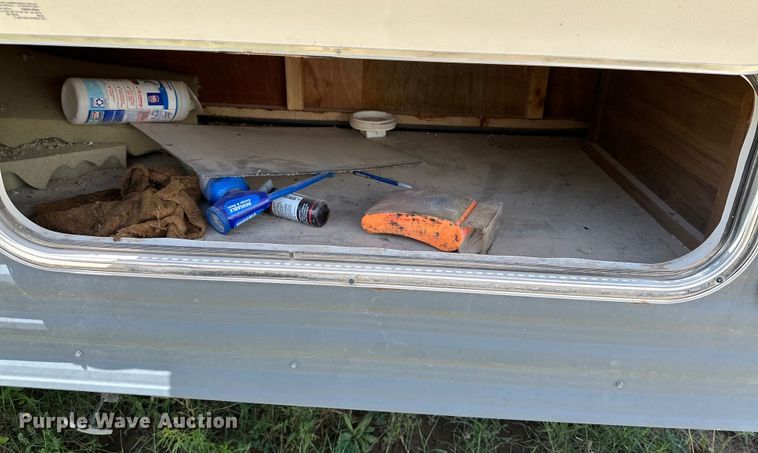 image for item DG4418 2018 Gulf Stream Kingsport camper