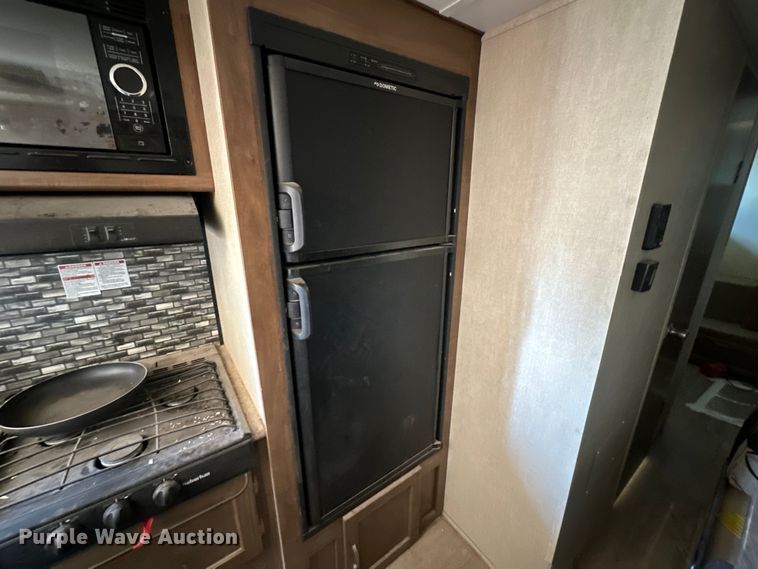 image for item DG4418 2018 Gulf Stream Kingsport camper