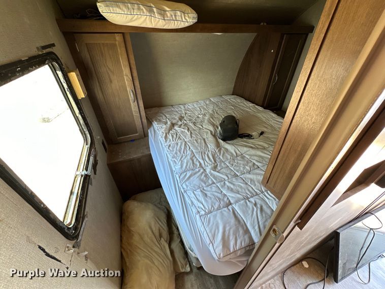 image for item DG4418 2018 Gulf Stream Kingsport camper