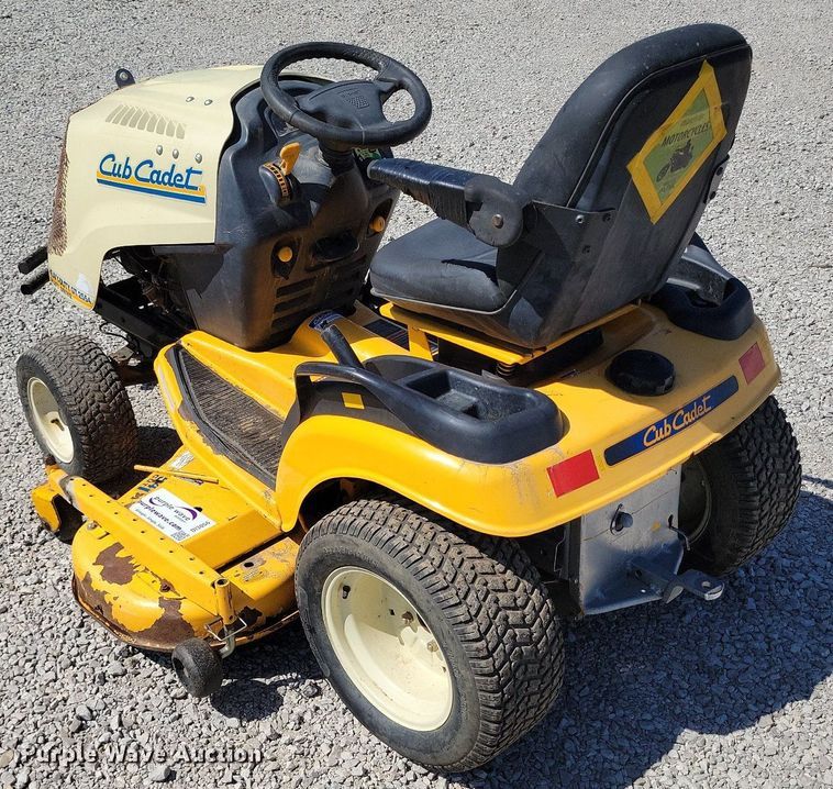image for item DI3056 2007 Cub Cadet GT 2554 lawn mower