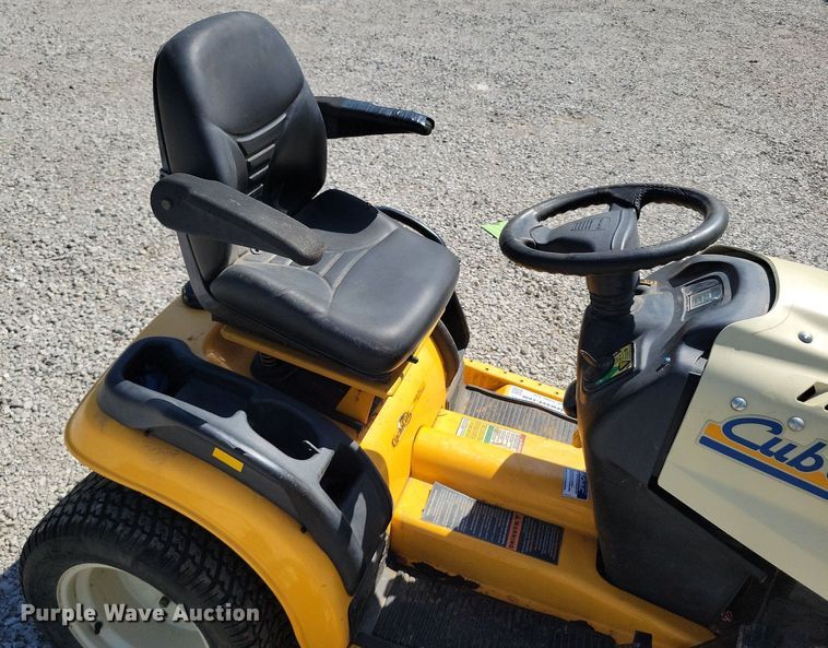image for item DI3056 2007 Cub Cadet GT 2554 lawn mower