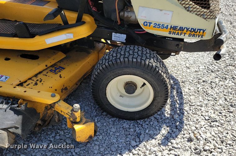 image for item DI3056 2007 Cub Cadet GT 2554 lawn mower