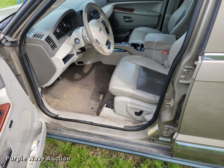 image for item DI3061 2005 Jeep Grand Cherokee Limited SUV