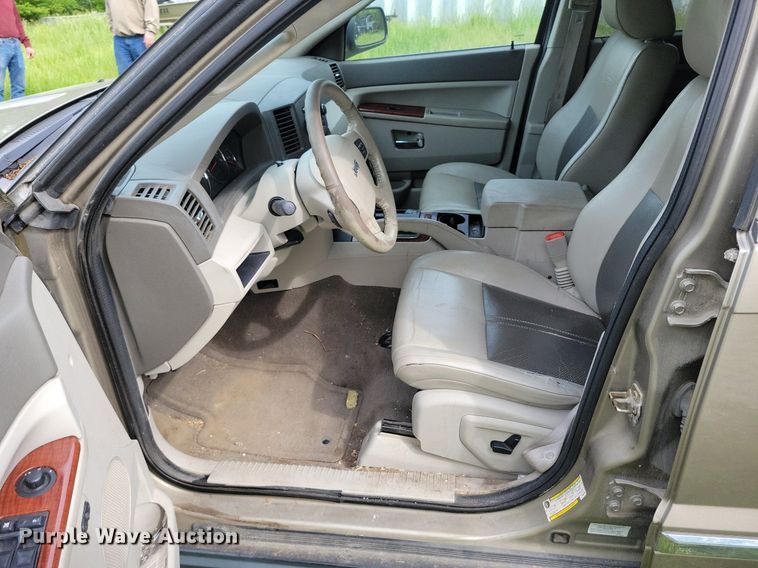 image for item DI3061 2005 Jeep Grand Cherokee Limited SUV