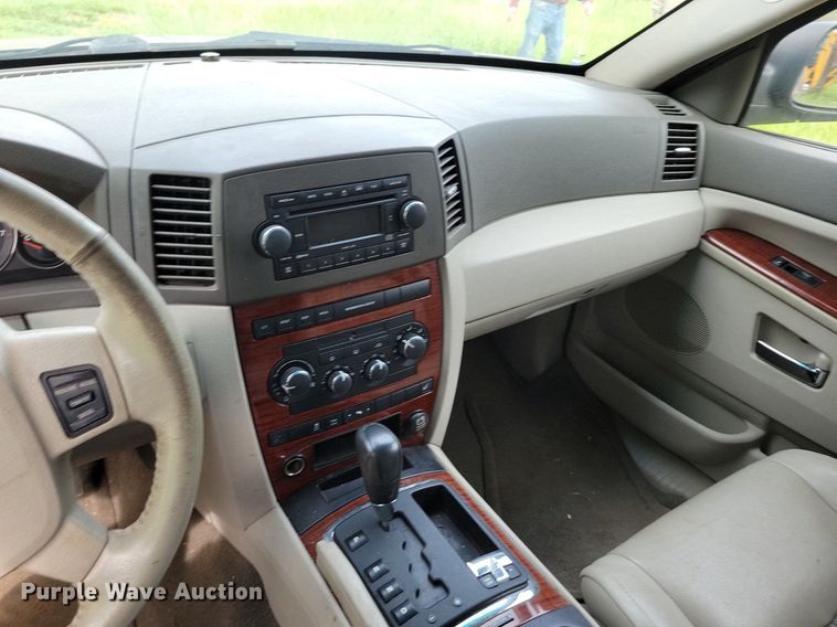 image for item DI3061 2005 Jeep Grand Cherokee Limited SUV