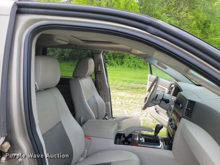 image for item DI3061 2005 Jeep Grand Cherokee Limited SUV