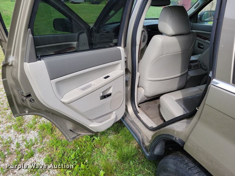 image for item DI3061 2005 Jeep Grand Cherokee Limited SUV