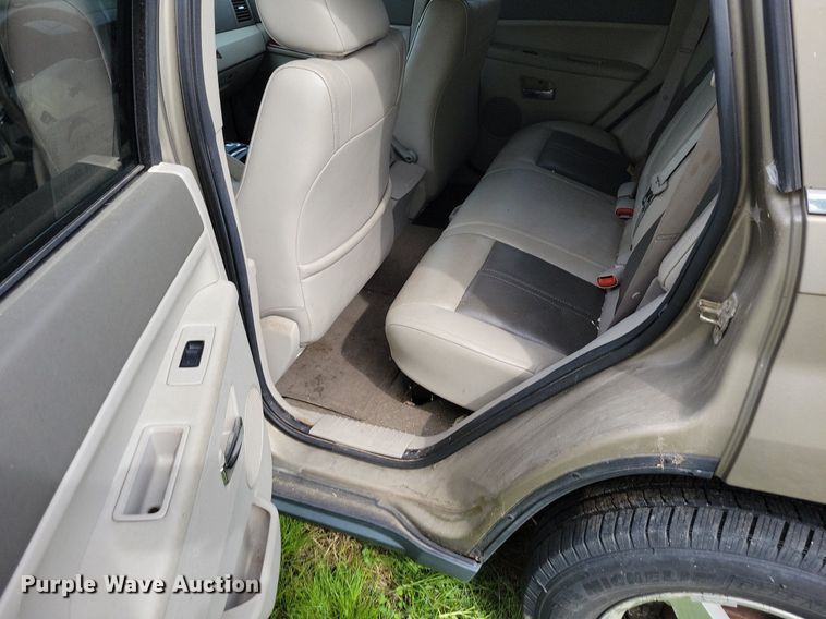 image for item DI3061 2005 Jeep Grand Cherokee Limited SUV