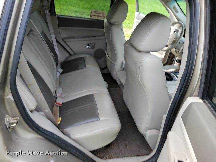 image for item DI3061 2005 Jeep Grand Cherokee Limited SUV