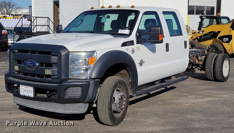 image for item DK4186 2012 Ford F550 Super Duty XL Crew Cab truck cab and chassis