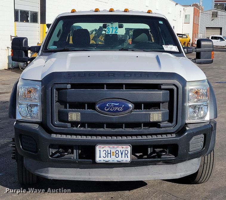 image for item DK4186 2012 Ford F550 Super Duty XL Crew Cab truck cab and chassis