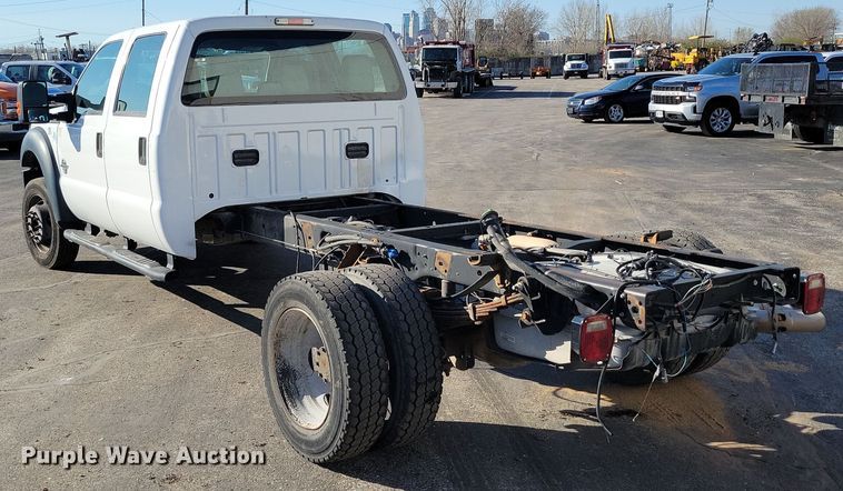 image for item DK4186 2012 Ford F550 Super Duty XL Crew Cab truck cab and chassis