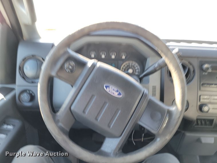 image for item DK4186 2012 Ford F550 Super Duty XL Crew Cab truck cab and chassis