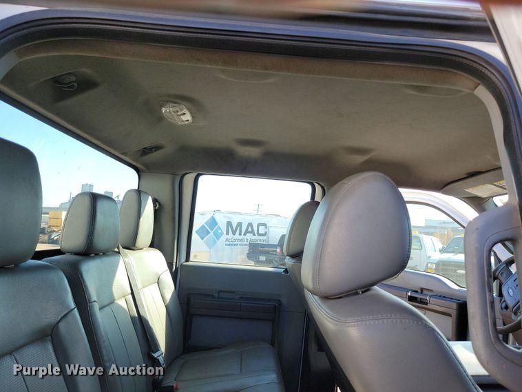 image for item DK4186 2012 Ford F550 Super Duty XL Crew Cab truck cab and chassis