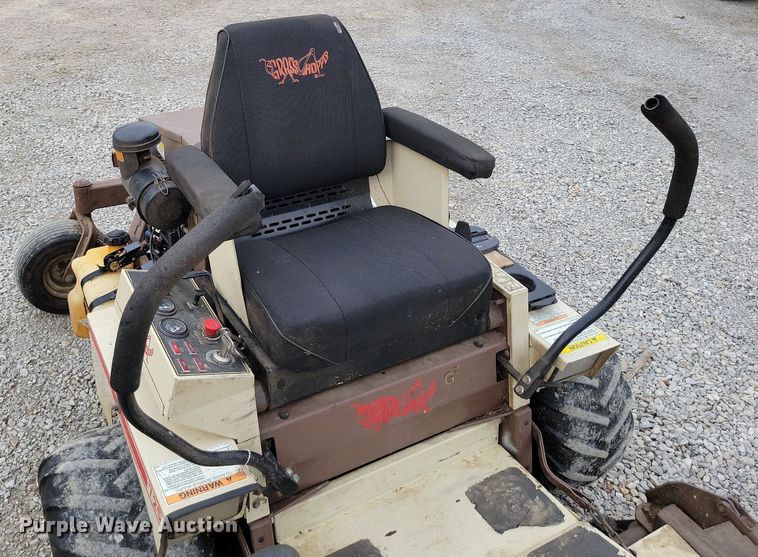 image for item DK4223 Grasshopper 725G2 ZTR lawn mower