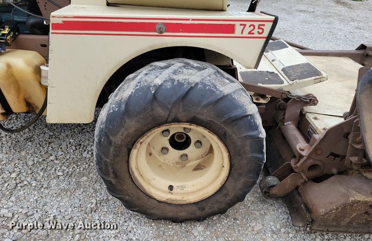 image for item DK4223 Grasshopper 725G2 ZTR lawn mower