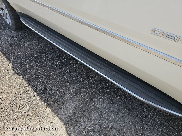 image for item DM1636 2015 GMC Yukon Denali XL SUV