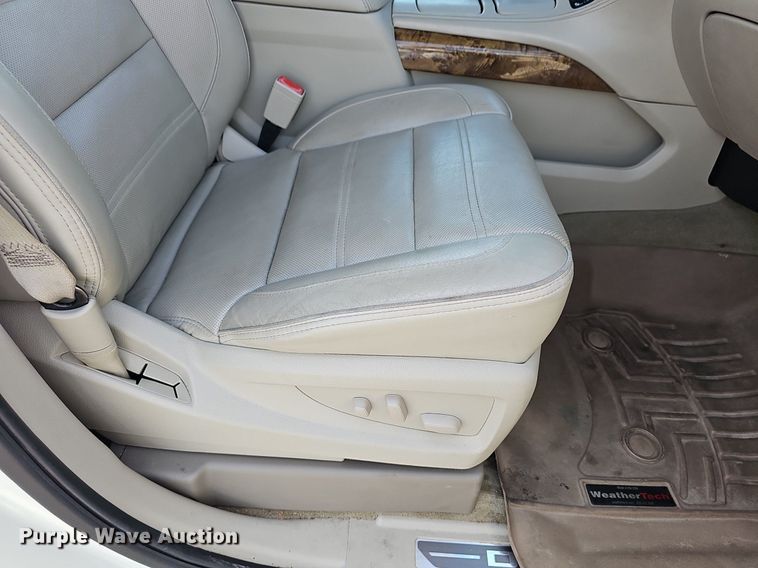 image for item DM1636 2015 GMC Yukon Denali XL SUV