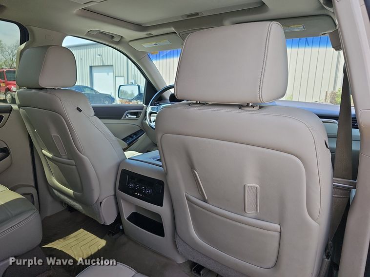 image for item DM1636 2015 GMC Yukon Denali XL SUV