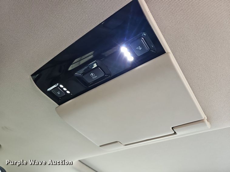 image for item DM1636 2015 GMC Yukon Denali XL SUV