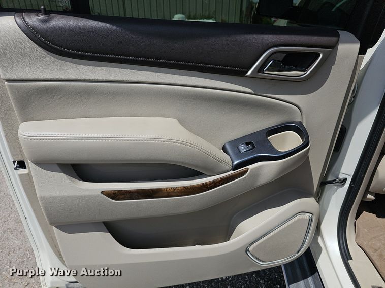 image for item DM1636 2015 GMC Yukon Denali XL SUV