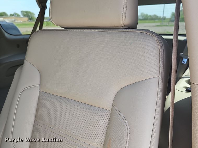 image for item DM1636 2015 GMC Yukon Denali XL SUV