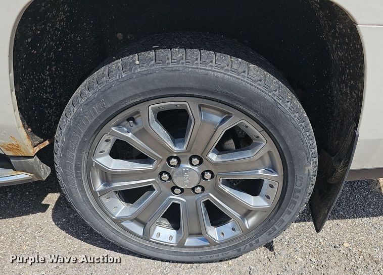 image for item DM1636 2015 GMC Yukon Denali XL SUV