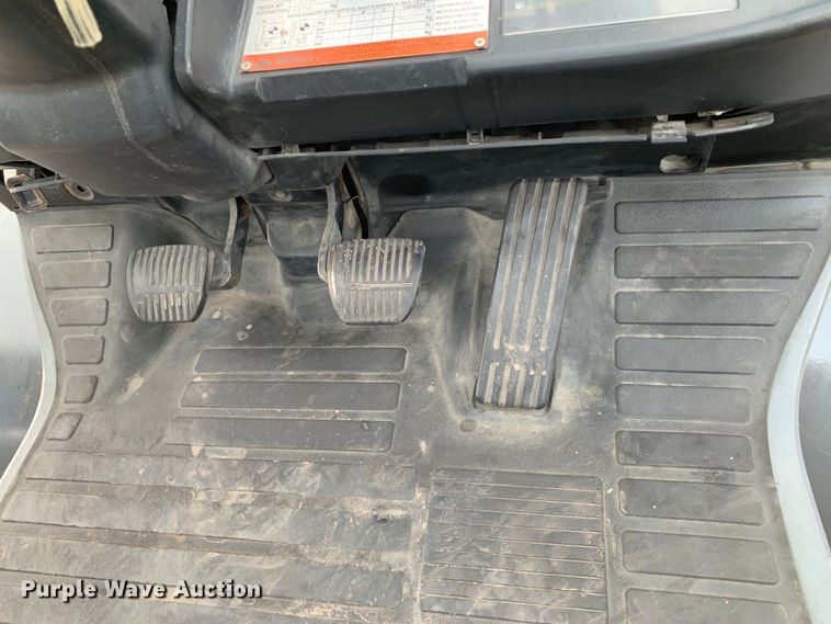 image for item DM7843 Toyota  8FDU32 forklift