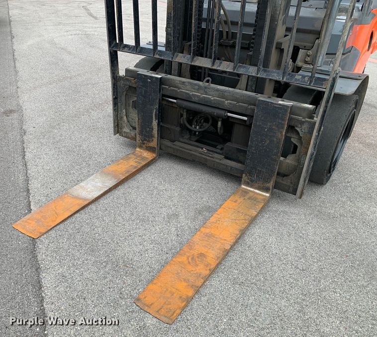 image for item DM7844 Toyota 8FD35U forklift