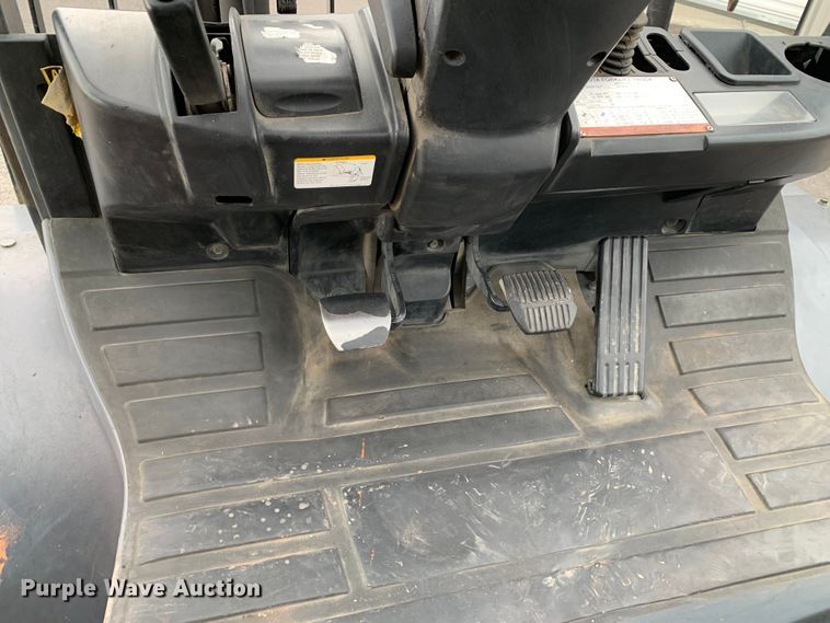 image for item DM7844 Toyota 8FD35U forklift