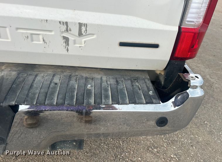 image for item DO1086 2019 Ford F250 Super Duty XL SuperCab pickup truck