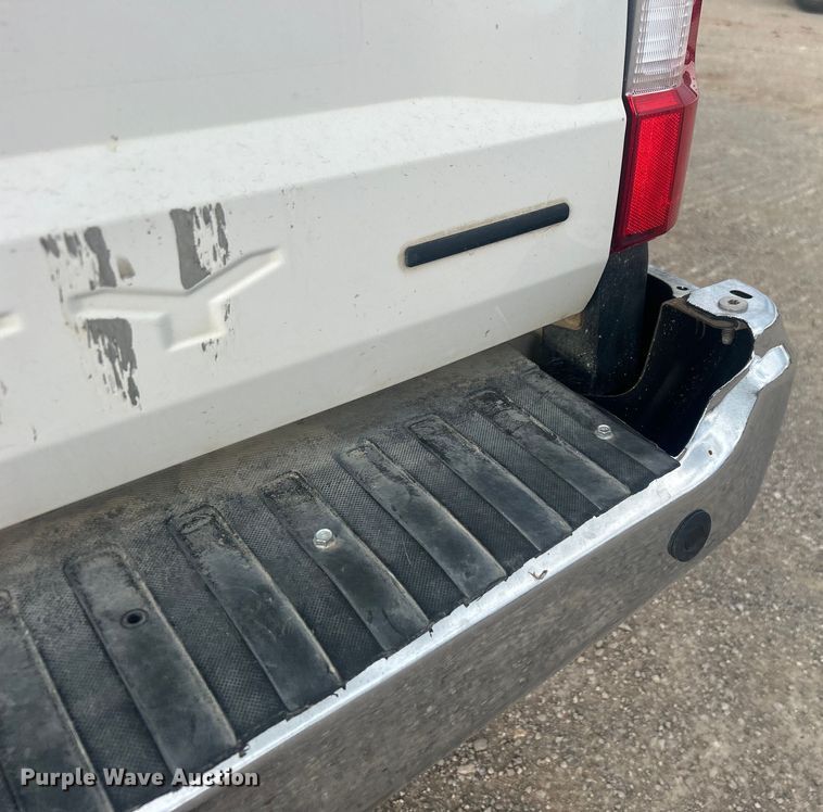 image for item DO1086 2019 Ford F250 Super Duty XL SuperCab pickup truck